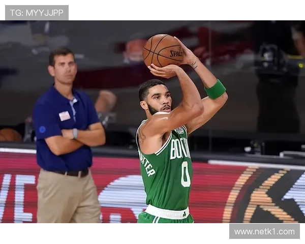 塔图姆调整投篮选择拉开与字母哥关键时刻得分差距