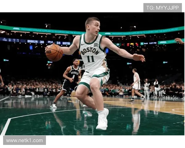 佩顿·普里查德突破创造空档提升投篮效率明显优于斯玛特