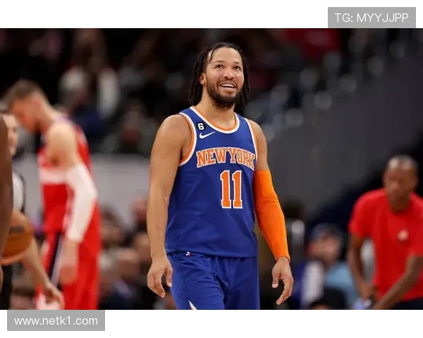 尼克斯兰德尔背打效率回升，对比上季三分出手下降