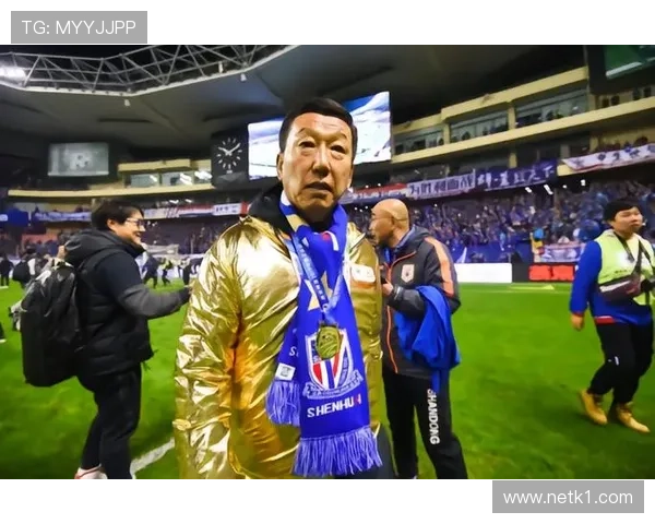 泰山帅位风云：崔康熙战术争议与新援磨合困境，争冠之路遭遇质疑